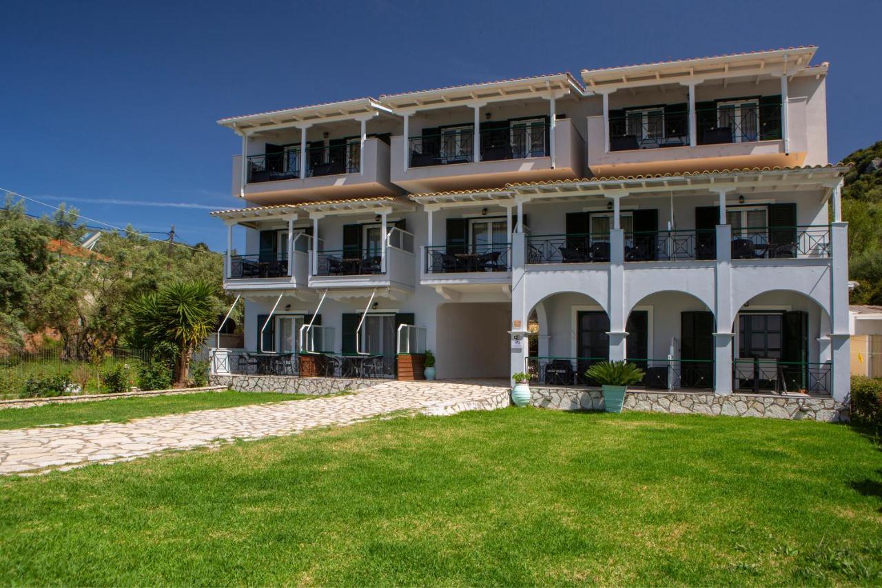 ميكروس جيالوس Captain Nick Aparthotel المظهر الخارجي الصورة