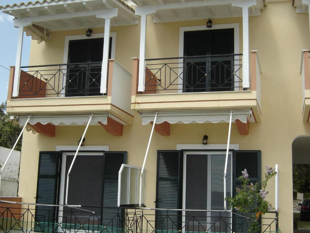 ميكروس جيالوس Captain Nick Aparthotel المظهر الخارجي الصورة