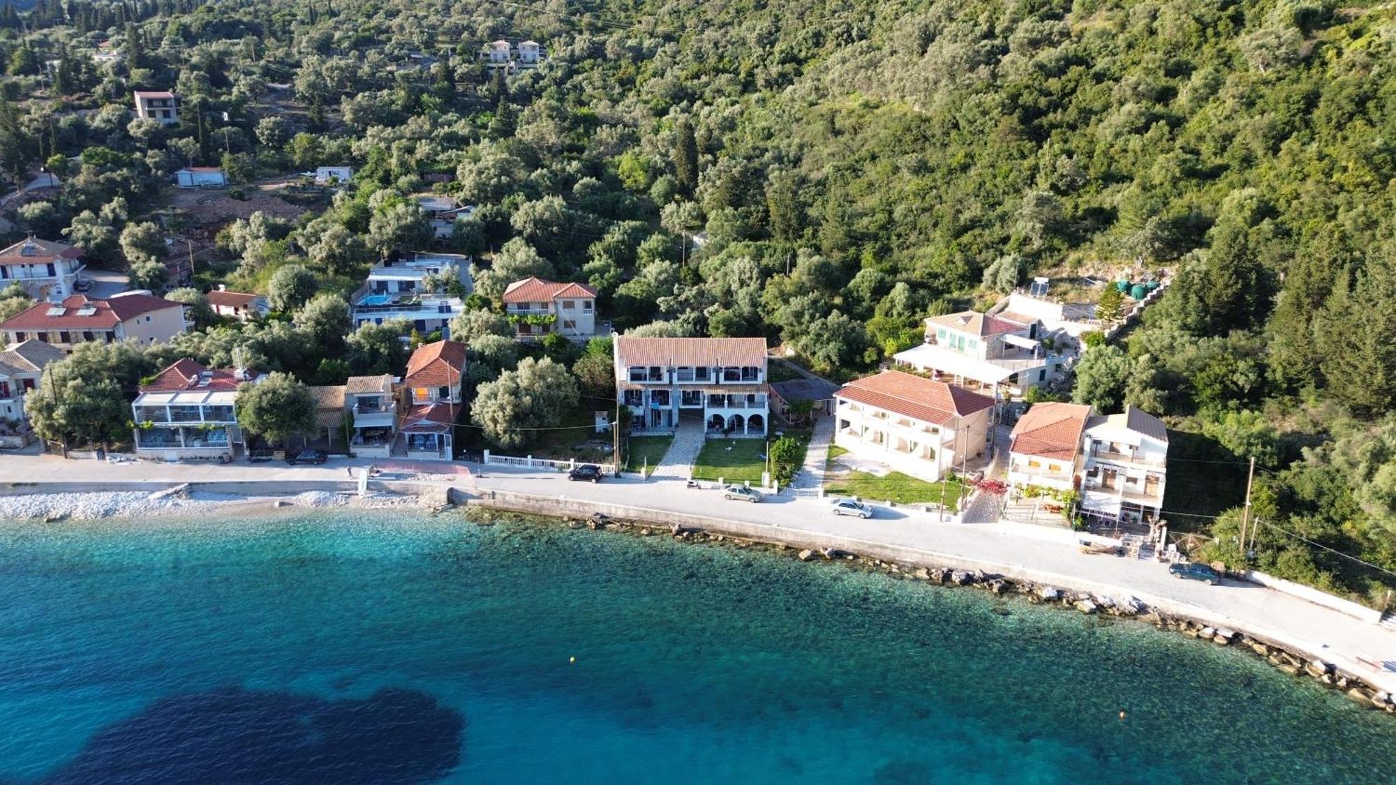 ميكروس جيالوس Captain Nick Aparthotel المظهر الخارجي الصورة