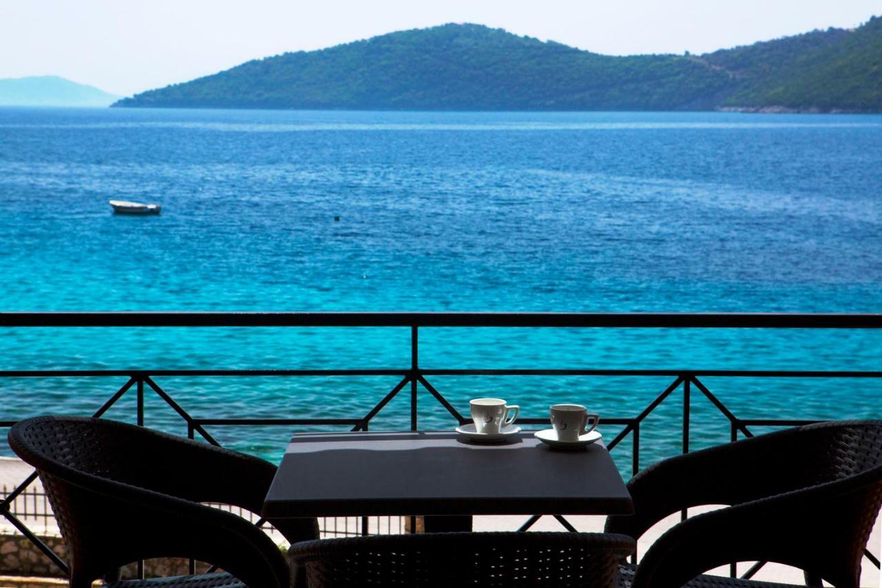 ميكروس جيالوس Captain Nick Aparthotel المظهر الخارجي الصورة