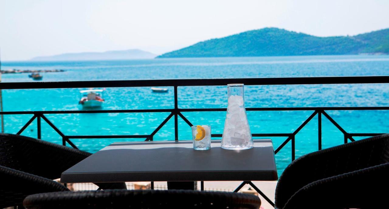 ميكروس جيالوس Captain Nick Aparthotel المظهر الخارجي الصورة
